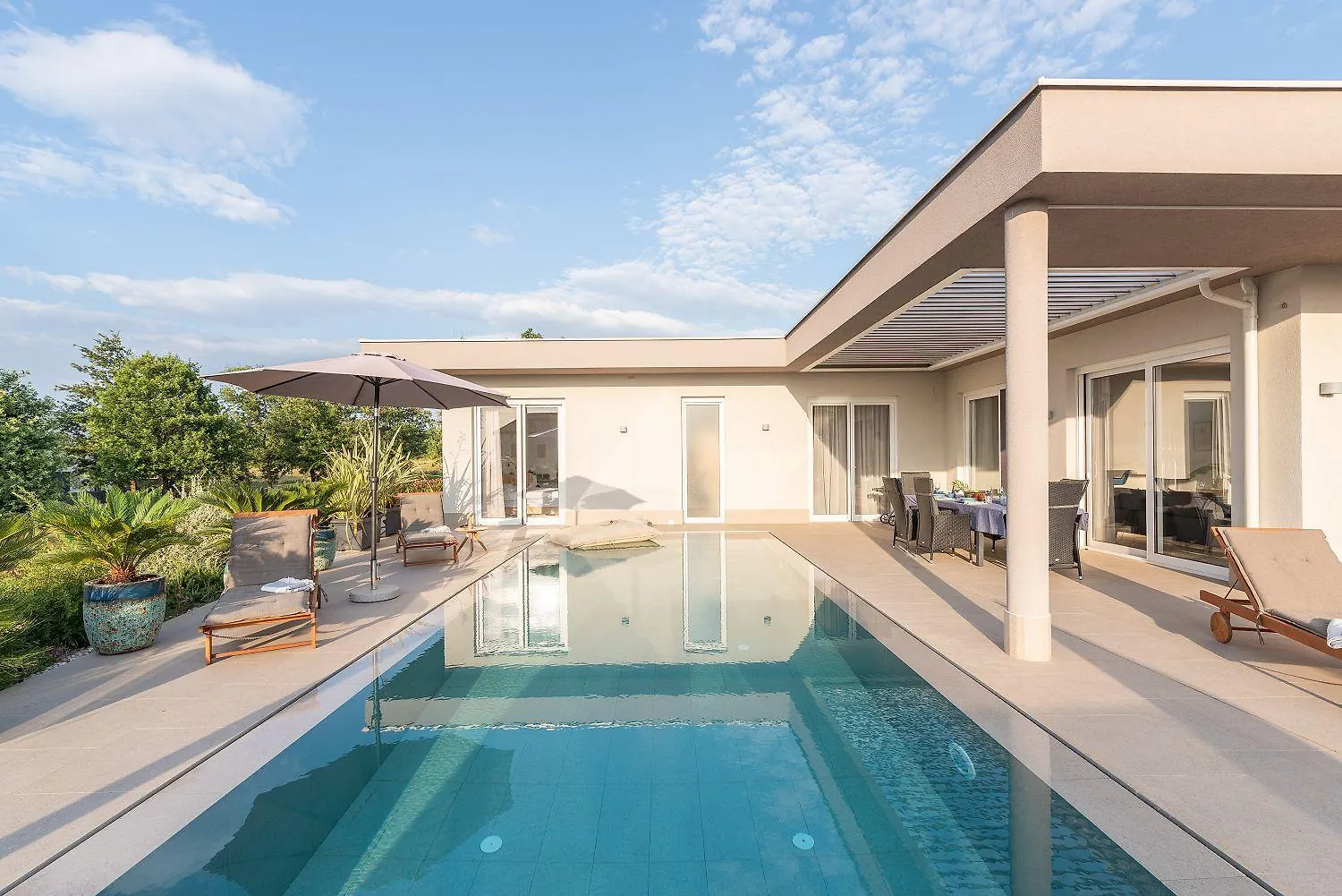 Exquisite Villa Mit Panoramablick Aufs Meer, Salzwasserpool Mit Gegenstromanlage, Bbq Poreč Prázdninový dům