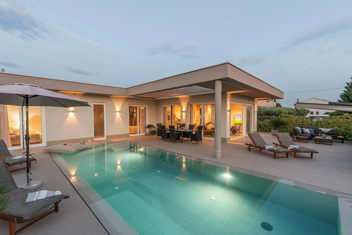 Exquisite Villa Mit Panoramablick Aufs Meer, Salzwasserpool Mit Gegenstromanlage, Bbq Poreč 0*,  Chorvatsko