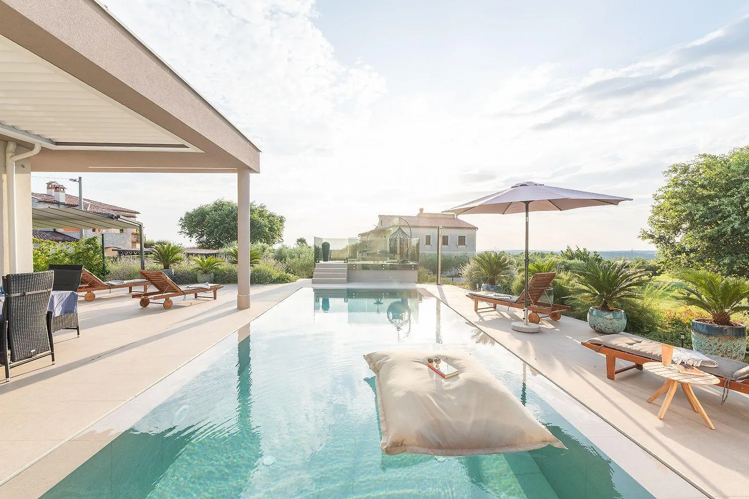 Exquisite Villa Mit Panoramablick Aufs Meer, Salzwasserpool Mit Gegenstromanlage, Bbq Poreč Chorvatsko